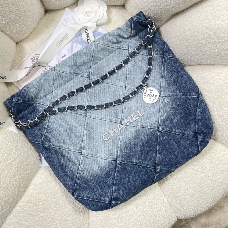 Ch**el hobo 22 bags